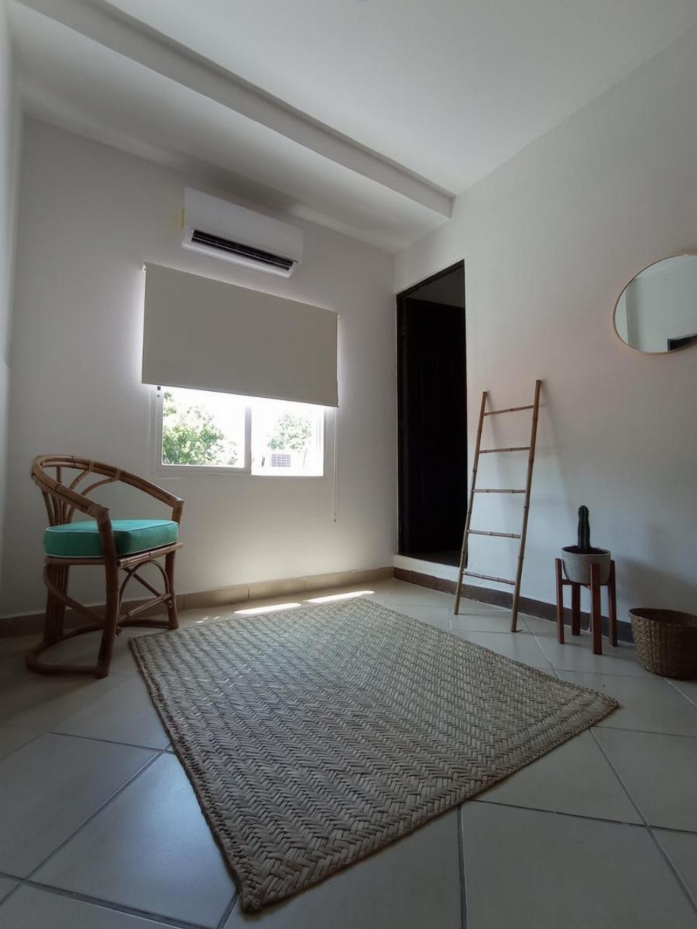 Room image 2