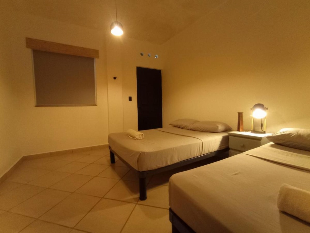Room image 2